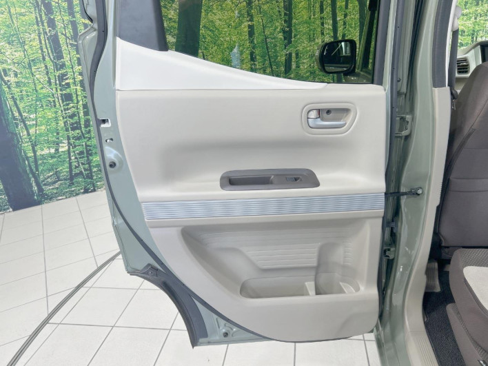 2020 Honda N-BOX Slash DBA-JF1 (UW-6a150ee4e77e7)[23]