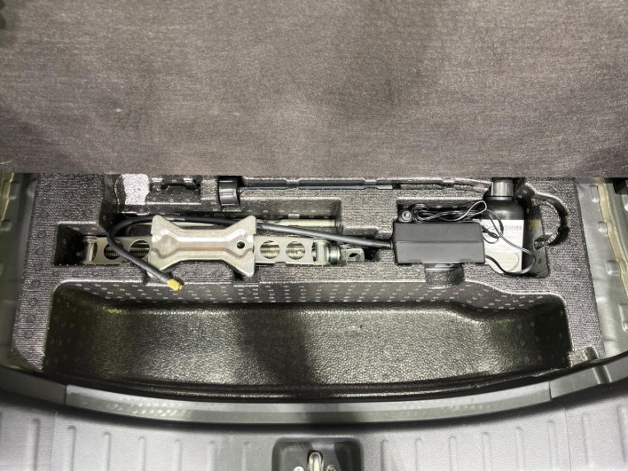 2014 Honda N-BOX CUSTOM DBA-JF2 (UW-6a150ee5b5ab8)[19]