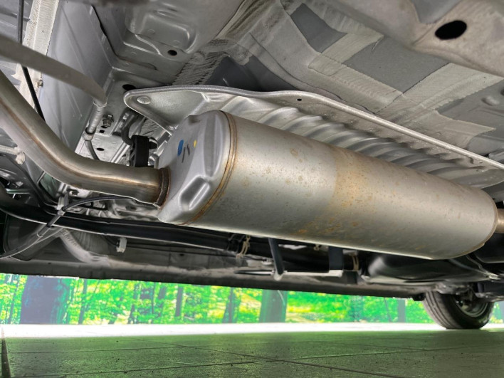 2018 Honda N-BOX CUSTOM DBA-JF3 (UW-6a150ee66da8b)[16]
