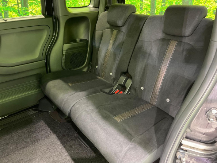 2018 Honda N-BOX CUSTOM DBA-JF3 (UW-6a150ee66da8b)[4]