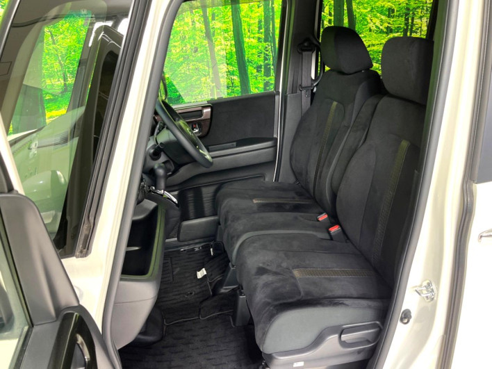2018 Honda N-BOX CUSTOM DBA-JF3 (UW-6a150ee6ec392)[29]