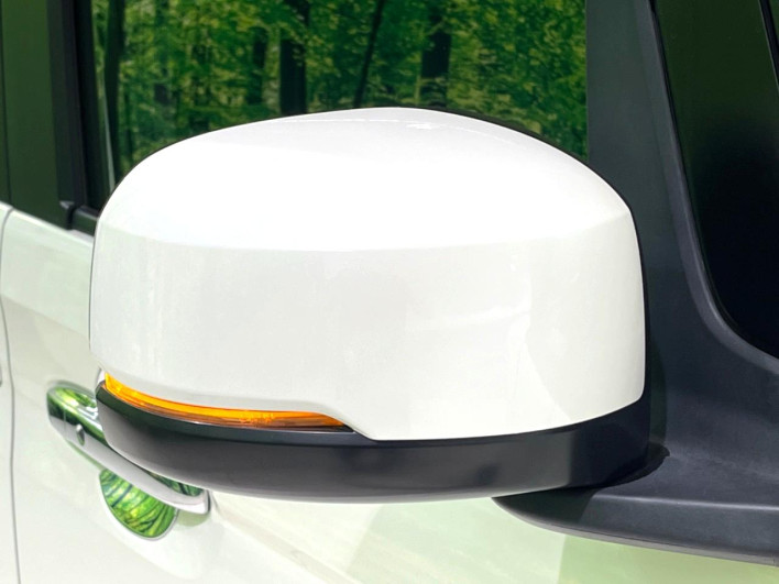 2018 Honda N-BOX CUSTOM DBA-JF3 (UW-6a150ee6ec392)[14]