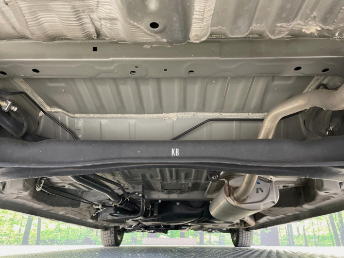 2022 Honda N-BOX CUSTOM 6BA-JF3 (UW-6a150ef13c274)[21]