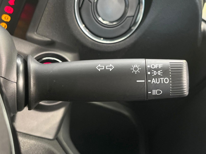 2024 Honda N-BOX CUSTOM 6BA-JF5 (UW-6a150ef52220f)[16]