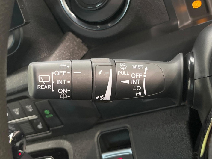 2024 Honda N-BOX CUSTOM 6BA-JF5 (UW-6a150ef52220f)[17]