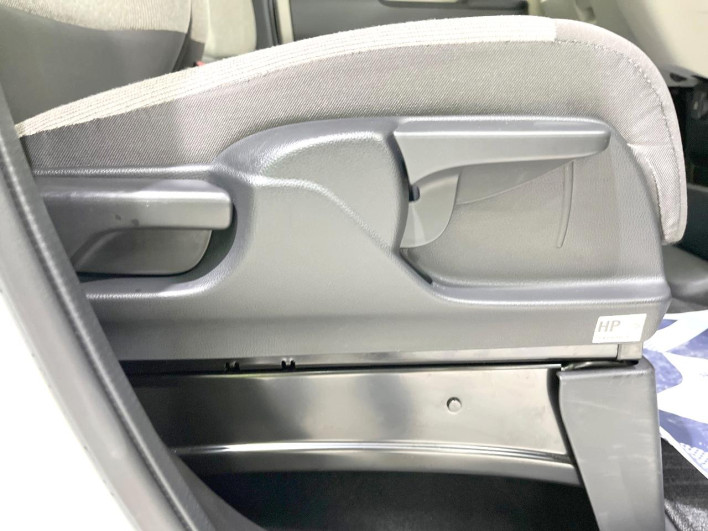 2024 Honda N-BOX 6BA-JF5 (UW-6a150ef7e77db)[17]
