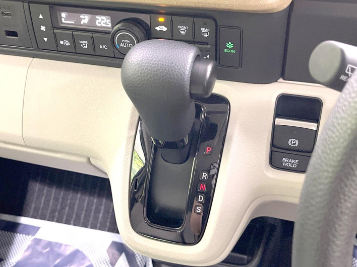 2024 Honda N-BOX 6BA-JF5 (UW-6a150ef7e77db)[26]