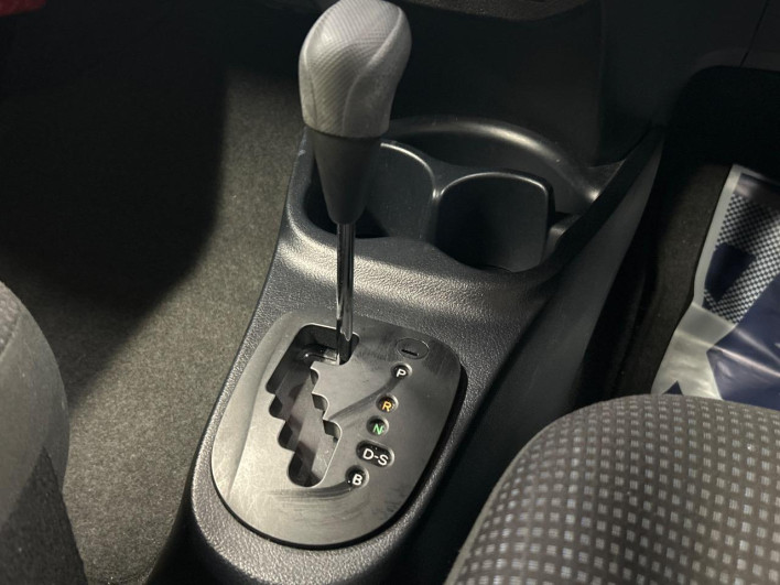 2019 Toyota Vitz DBA-KSP130 (UW-6a150f173d097)[19]