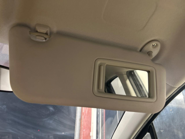 2019 Toyota Vitz DBA-KSP130 (UW-6a150f173d097)[4]