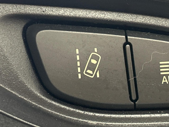 2019 Toyota Vitz DBA-KSP130 (UW-6a150f173d097)[11]