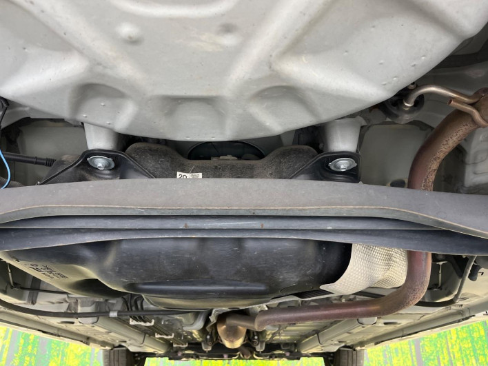2020 Toyota Yaris 5BA-KSP210 (UW-6a150f17a1a63)[21]