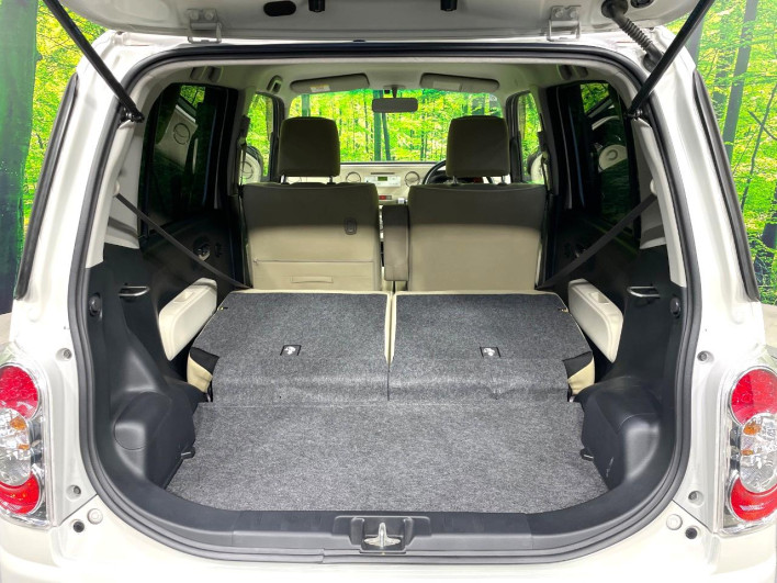 2013 Daihatsu Mira Cocoa DBA-L675S (UW-6a150f1b5e965)[15]