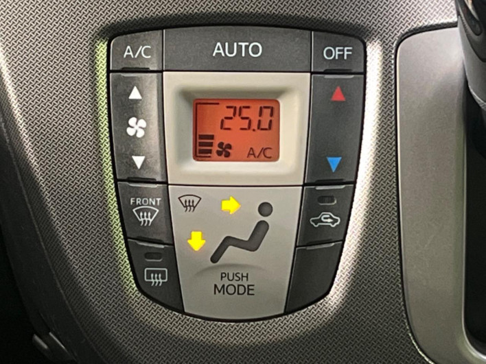 2013 Daihatsu Move DBA-LA100S (UW-6a150f1ce9ed3)[28]