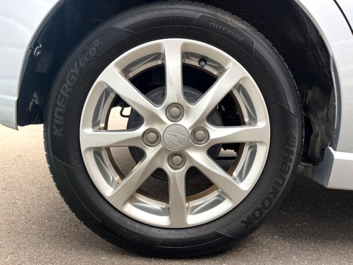 2013 Daihatsu Move DBA-LA100S (UW-6a150f1d41e8e)[8]