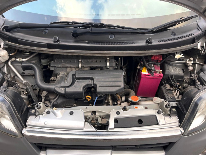 2013 Daihatsu Move DBA-LA100S (UW-6a150f1d41e8e)[4]