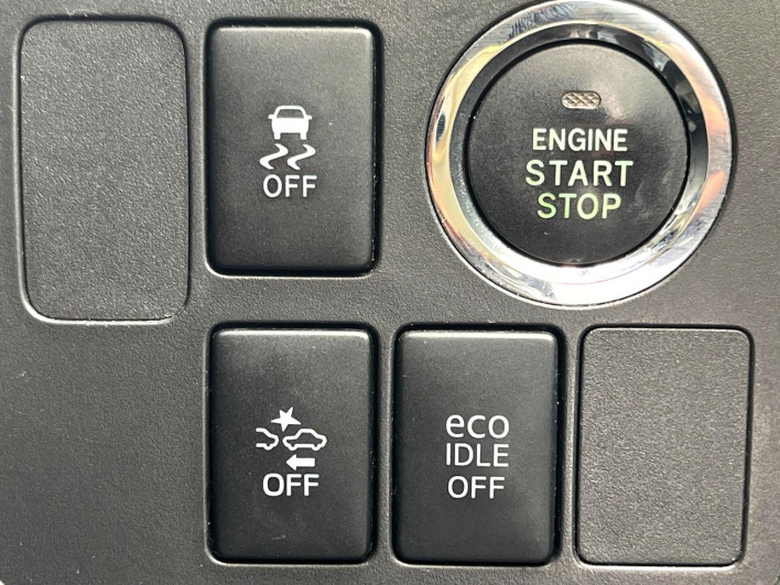 2013 Daihatsu Move DBA-LA100S (UW-6a150f1d41e8e)[17]