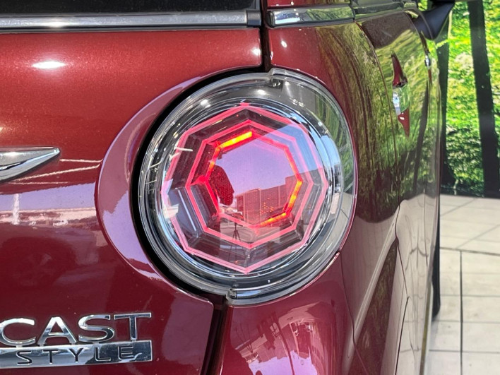 2017 Daihatsu Cast DBA-LA250S (UW-6a150f206b509)[24]
