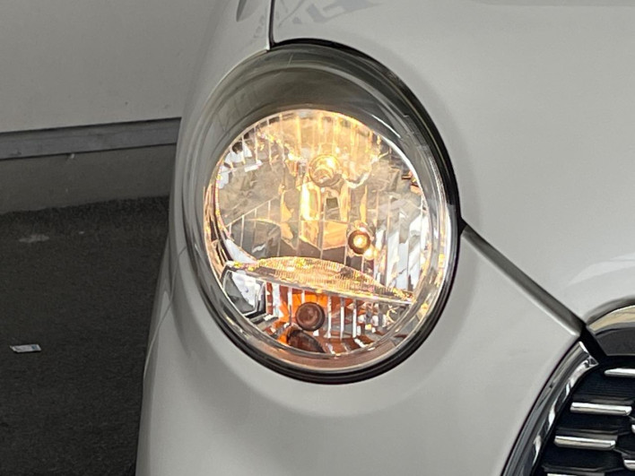 2017 Daihatsu Cast DBA-LA250S (UW-6a150f21a63bd)[4]