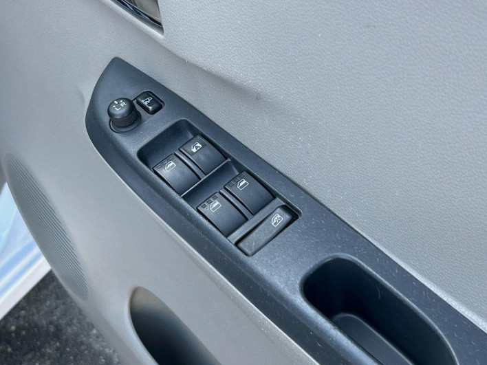 2012 Daihatsu Mirai Ease DBA-LA300S (UW-6a150f2363831)[21]