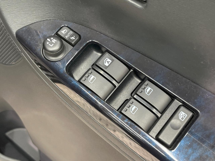 2016 Daihatsu Tanto DBA-LA600S (UW-6a150f2b3c3b2)[6]