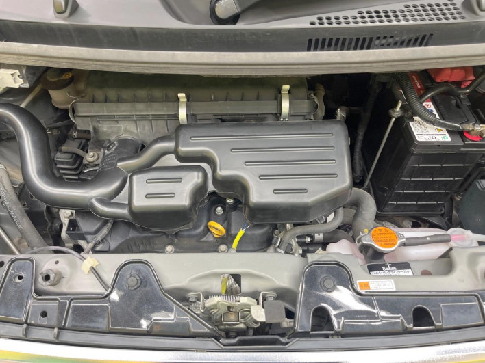2016 Daihatsu Tanto DBA-LA600S (UW-6a150f2b3c3b2)[4]