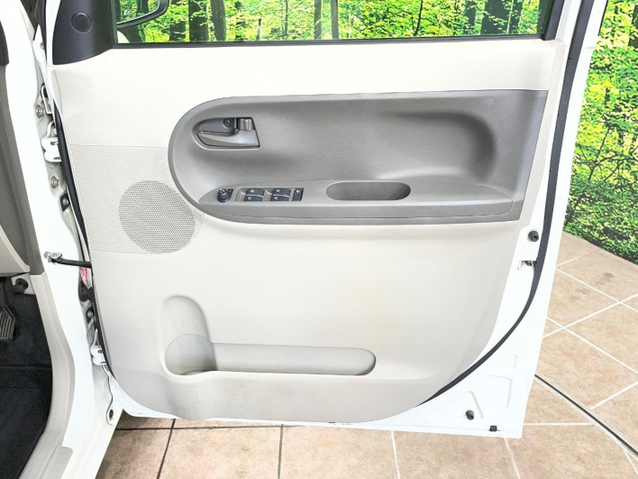 2017 Daihatsu Tanto DBA-LA600S (UW-6a150f2c3a3cb)[12]