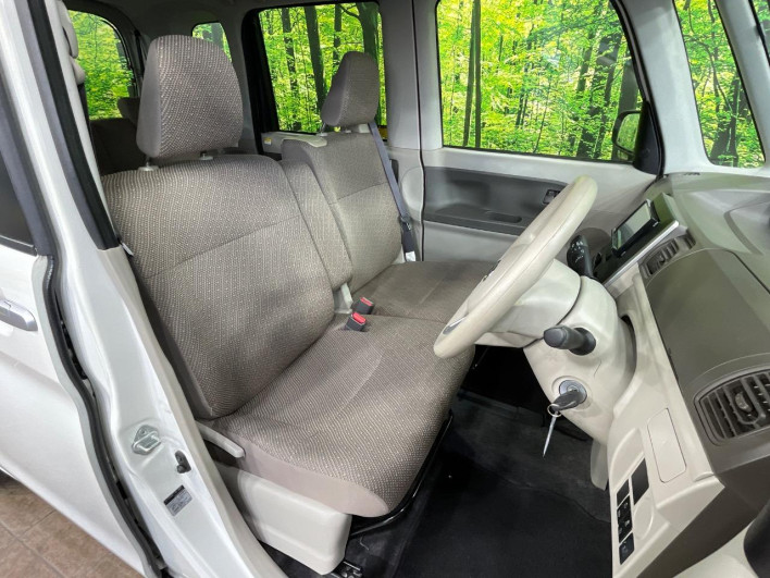 2017 Daihatsu Tanto DBA-LA600S (UW-6a150f2c3a3cb)[23]