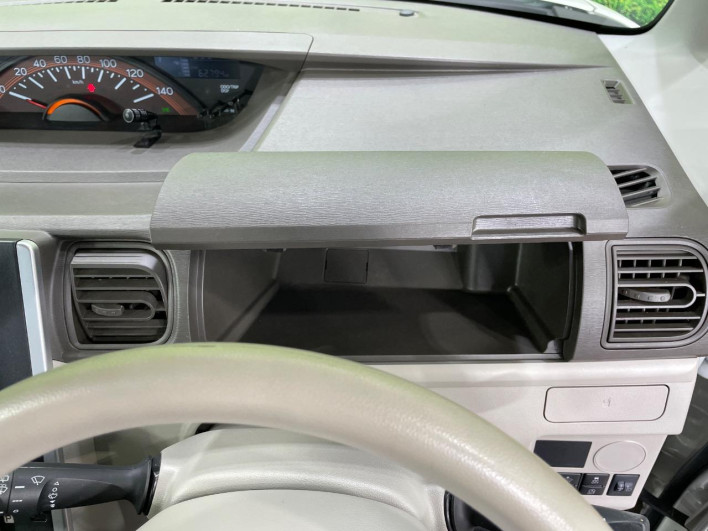 2017 Daihatsu Tanto DBA-LA600S (UW-6a150f2c3a3cb)[11]