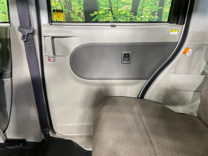 2017 Daihatsu Tanto DBA-LA600S (UW-6a150f2c3a3cb)[16]