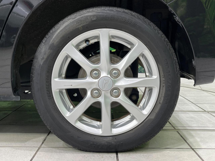 2015 Daihatsu Wake DBA-LA710S (UW-6a150f347cc16)[15]