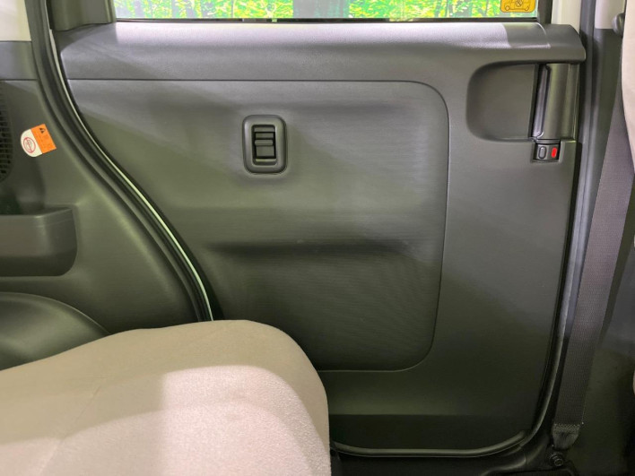 2019 Daihatsu Move Canbus 5BA-LA810S (UW-6a150f37367a4)[27]