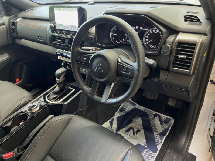 2024 Mitsubishi Triton 3DF-LC2T (UW-6a150f4130e08)[23]