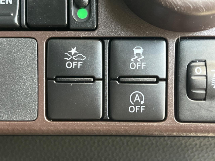 2018 Toyota Roomy DBA-M900A (UW-6a150f4490e69)[29]
