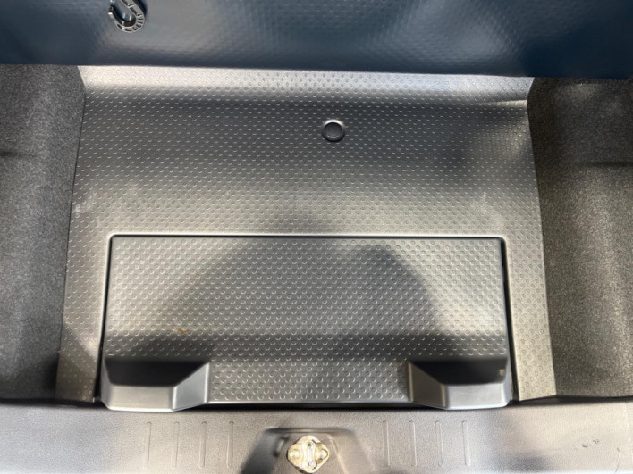 2018 Toyota Roomy DBA-M900A (UW-6a150f4490e69)[17]