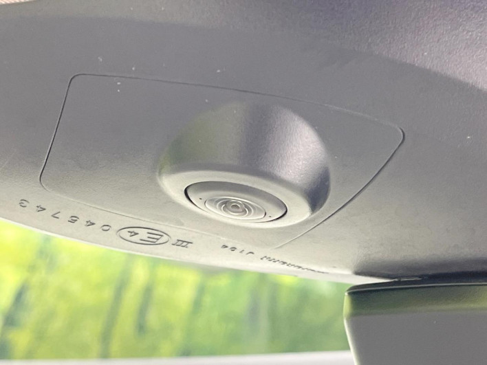2021 Daihatsu Toll 5BA-M900S (UW-6a150f4ca76ff)[11]