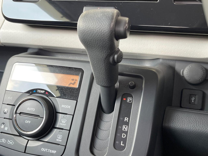 2015 Suzuki MR Wagon DBA-MF33S (UW-6a150f573289f)[20]