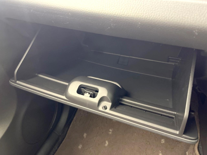 2012 Nissan Moco DBA-MG33S (UW-6a150f57ce795)[23]