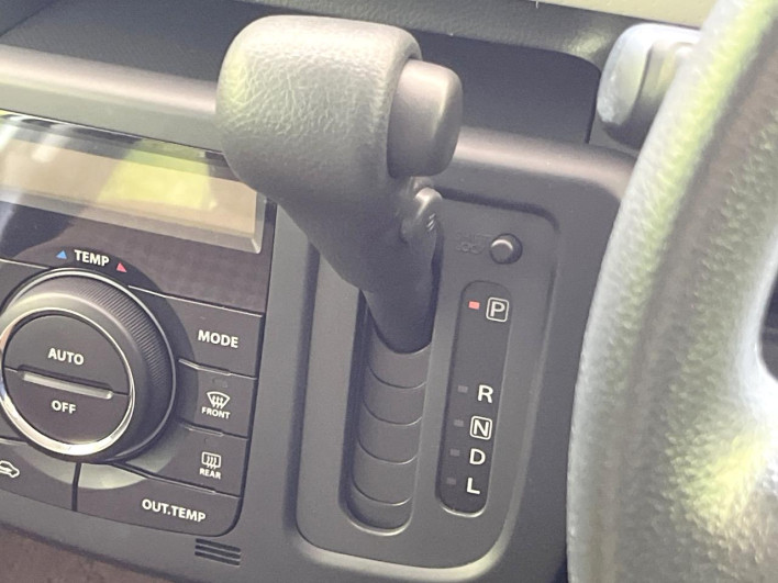 2012 Nissan Moco DBA-MG33S (UW-6a150f57ce795)[18]
