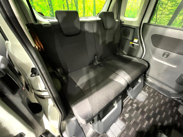 2013 Suzuki Spacia Custom DBA-MK32S (UW-6a150f600fb29)[29]
