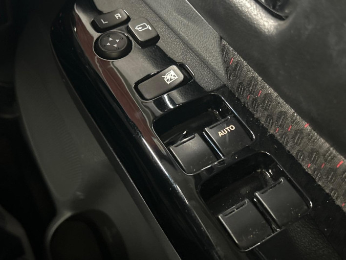 2016 Suzuki Spacia Custom DAA-MK42S (UW-6a150f616f936)[9]