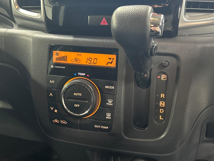 2016 Suzuki Spacia Custom DAA-MK42S (UW-6a150f616f936)[14]