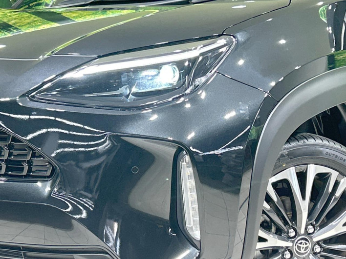 2020 Toyota Yaris Cross 6AA-MXPJ10 (UW-6a150f8b9140c)[11]