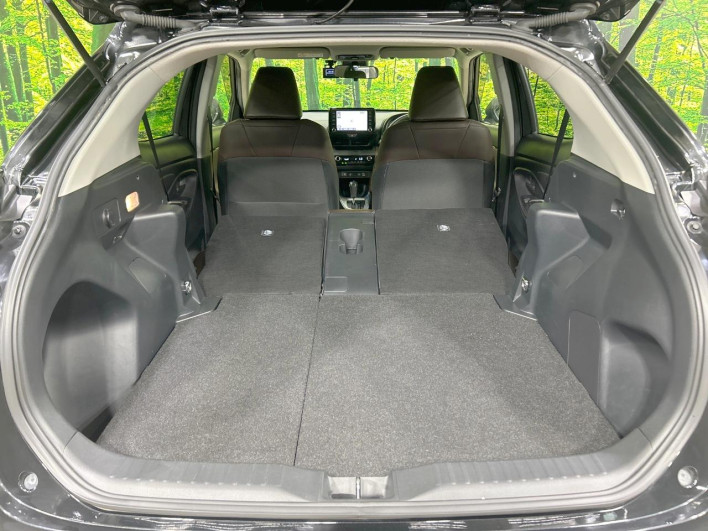 2020 Toyota Yaris Cross 6AA-MXPJ10 (UW-6a150f8b9140c)[27]