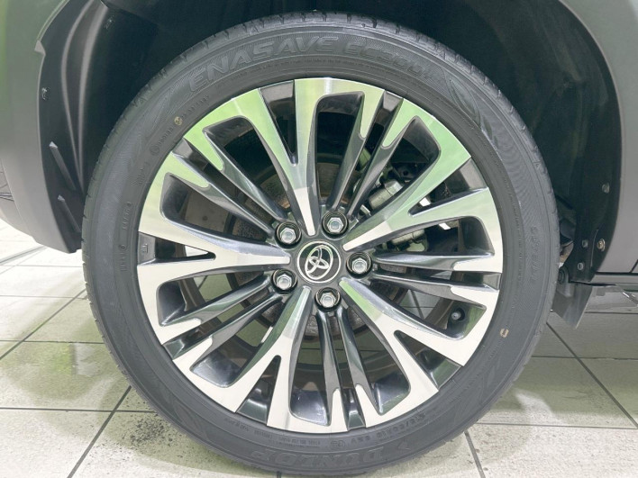 2020 Toyota Yaris Cross 6AA-MXPJ10 (UW-6a150f8b9140c)[7]
