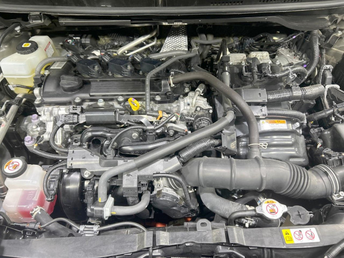2020 Toyota Yaris Cross 6AA-MXPJ10 (UW-6a150f8b9140c)[5]