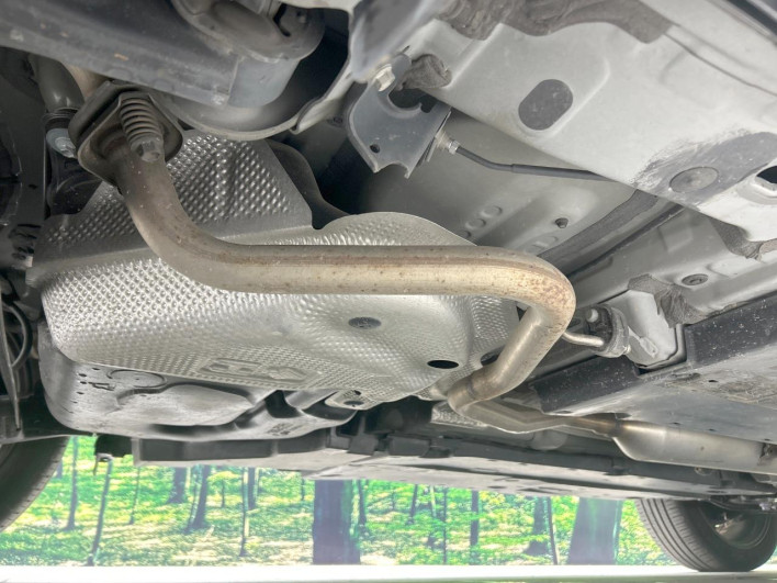 2020 Toyota Yaris Cross 6AA-MXPJ10 (UW-6a150f8b9140c)[24]