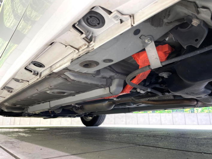 2021 Toyota Aqua 6AA-MXPK11 (UW-6a150f919d432)[17]