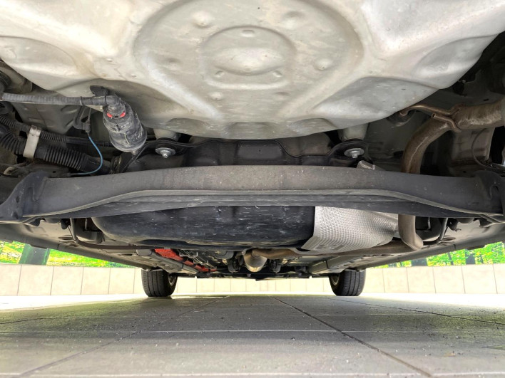 2021 Toyota Aqua 6AA-MXPK11 (UW-6a150f919d432)[15]