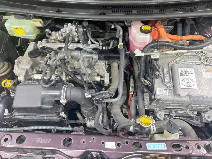 2014 Toyota Aqua DAA-NHP10 (UW-6a150fadc763d)[4]