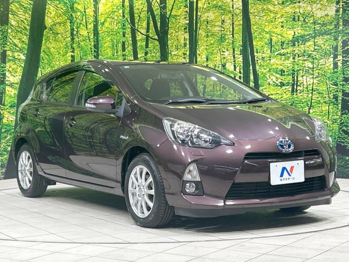 2014 Toyota Aqua DAA-NHP10 (UW-6a150fadc763d)[14]